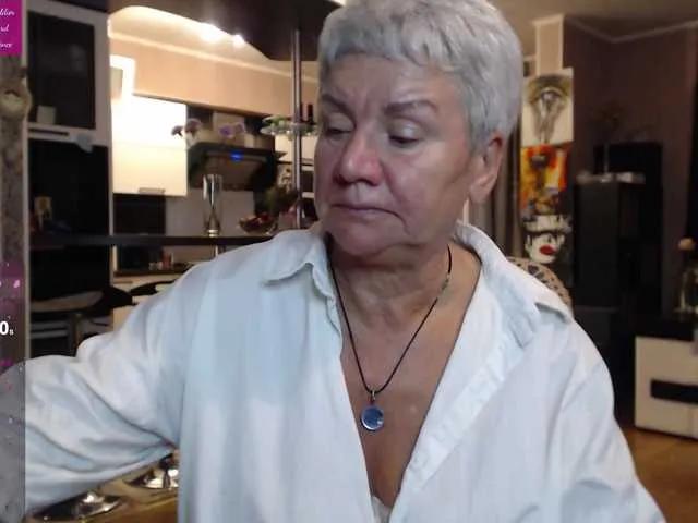 Offline roxana-brooks on BongaCams