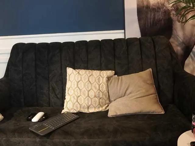 Offline SamaraCollinss on BongaCams