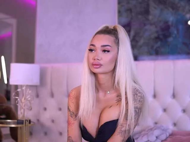 Freechat SashaFerrera on BongaCams