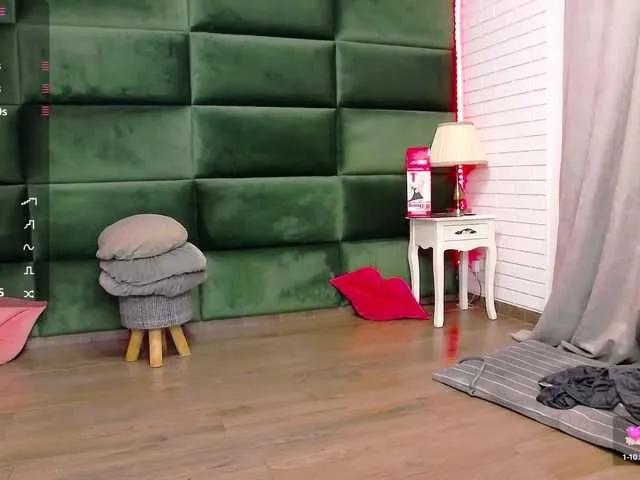 Freechat SelenSummer on BongaCams