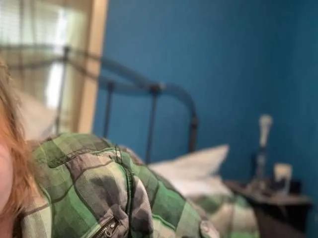 Offline skarlett-rose on BongaCams