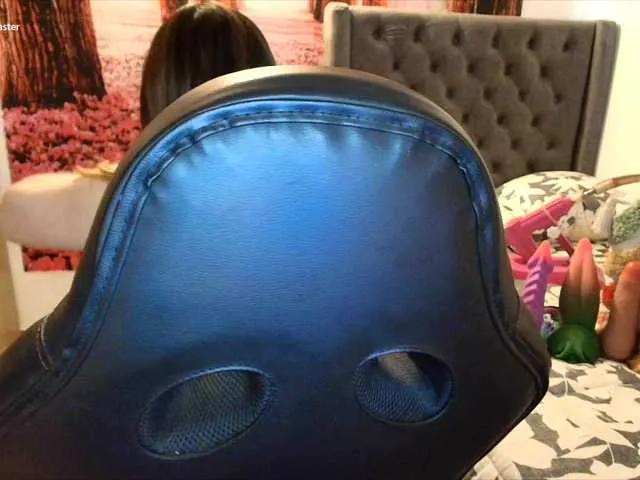 Offline sofia23dirty on BongaCams