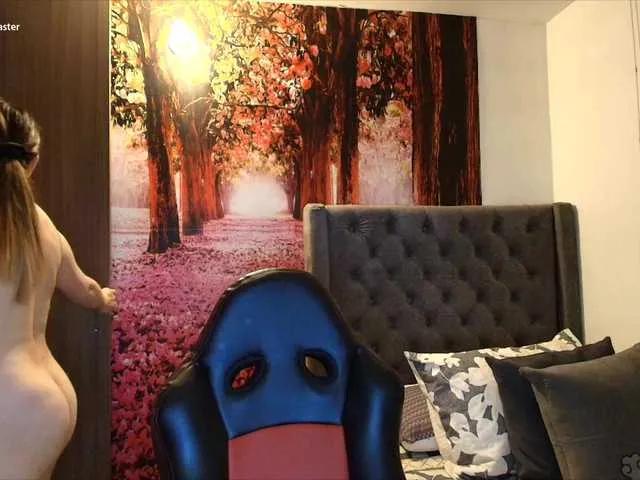 Offline sofia23dirty on BongaCams