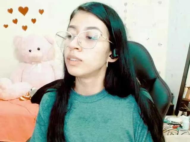 Offline sofilopez on BongaCams