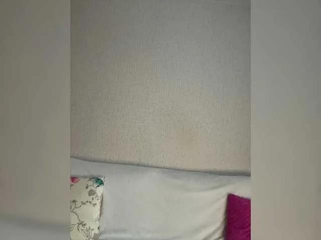 Offline Sun-Balm on BongaCams