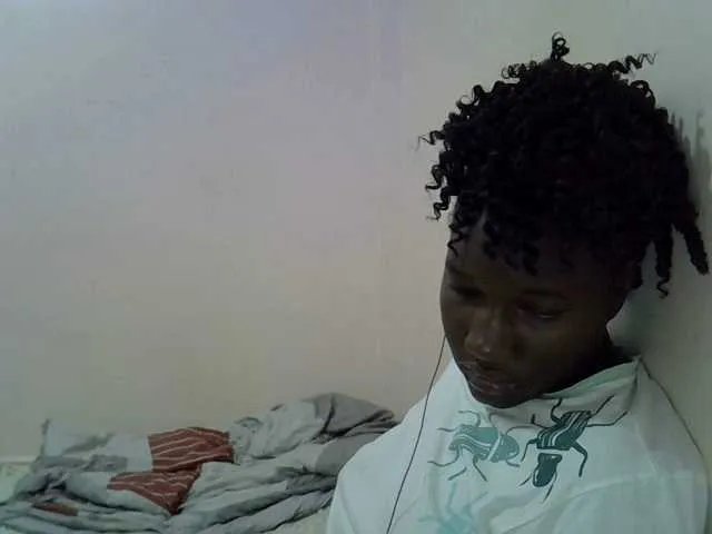 sweet-saffron on BongaCams 