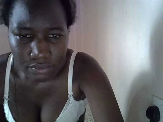 sweet-saffron on BongaCams 