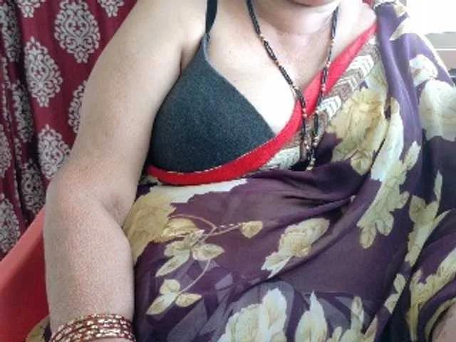 TABOOBREAKERS — GENTLEMEN 
MEN WHO VALUE ME MY TIME 
TEENAGERS 
DADDIES AND MATURE MEN 
BDSM 
ROLEPLAYS
ANAL AND ORAL PLAYS
DIRTY TALKING /CHATTING 

ROMANTIC DATES

SHOPPING 

SHOES BAGS AND SEX TOYS