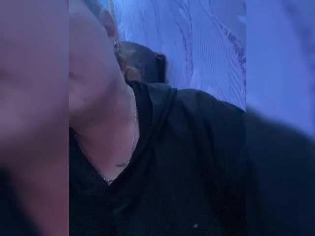 Offline Tatiana023a on BongaCams