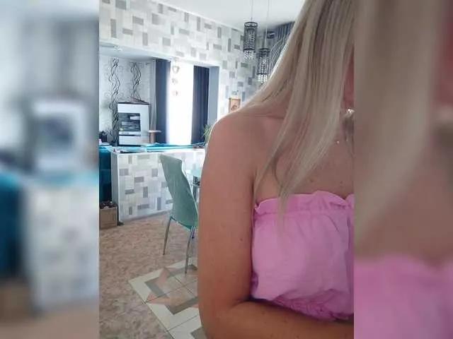 Offline TerriRose on BongaCams