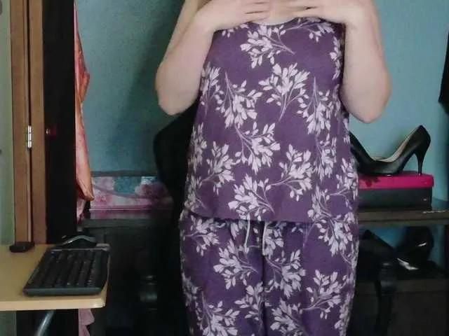 TreeJeanne on BongaCams 