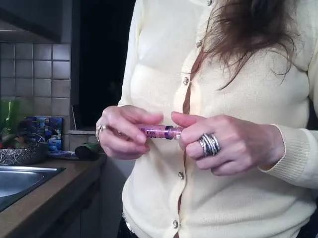 Offline UllimOhi on BongaCams