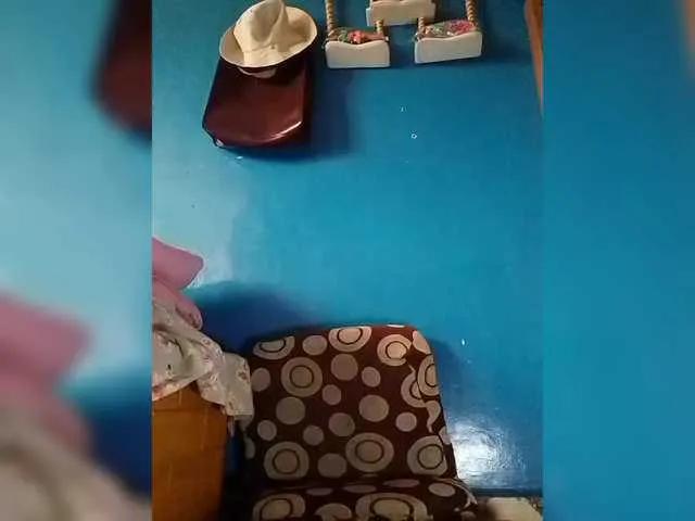 Freechat Vaninah on BongaCams