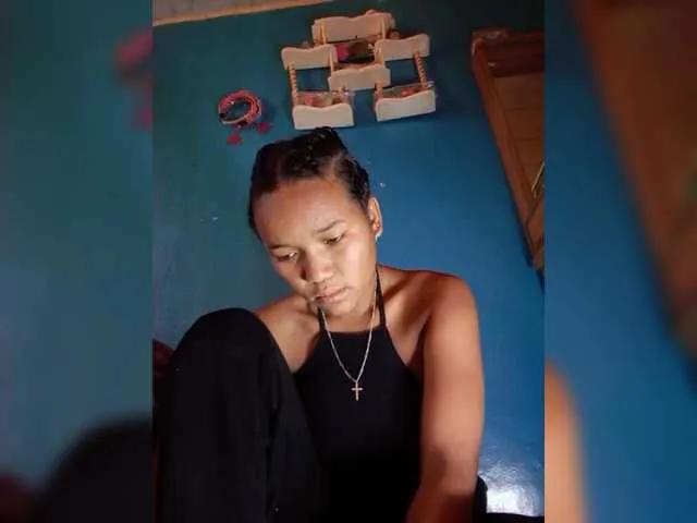 Freechat Vaninah on BongaCams