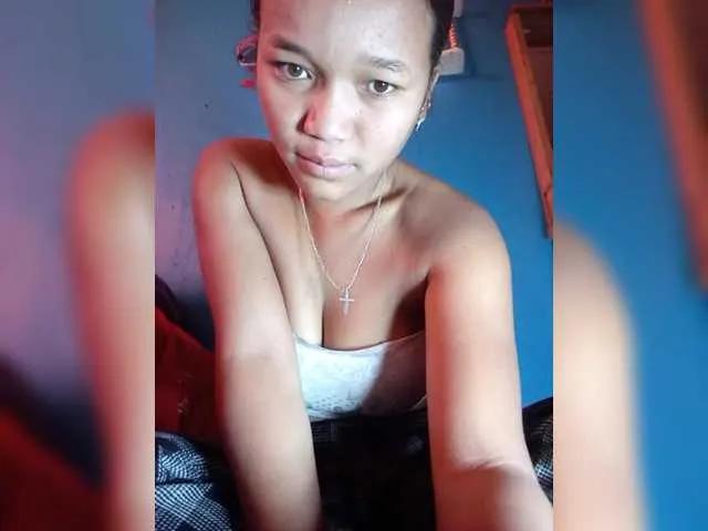 Freechat Vaninah on BongaCams