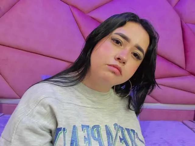 Offline VictoriaRossy on BongaCams