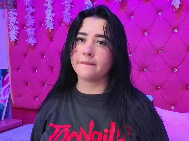 Offline VictoriaRossy on BongaCams