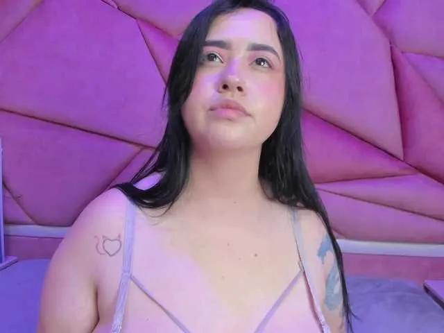 Offline VictoriaRossy on BongaCams