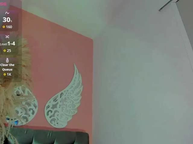 Offline VivianneHart on BongaCams