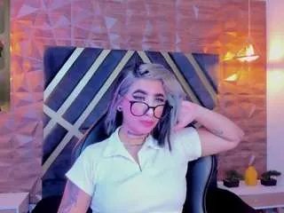 alahia-dangelo on CamSoda 