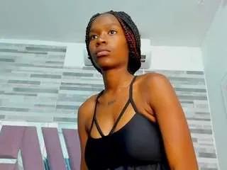 Freechat alana-roos on CamSoda