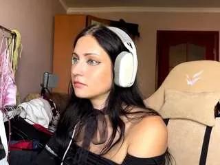 alessiajohnson — Blow kisses to everyone [15 tokens remaining]