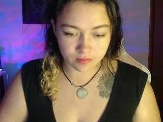 Offline aliagarcia on CamSoda