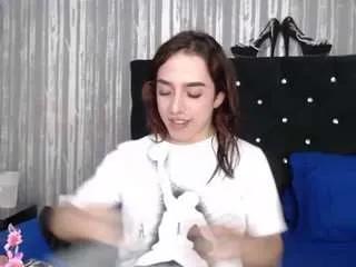 Freechat alicee-moonn on CamSoda