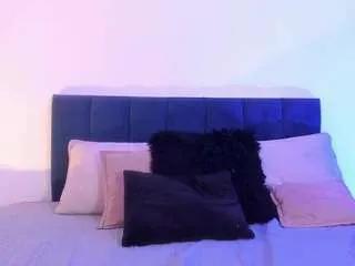 Freechat aliceholmes on CamSoda