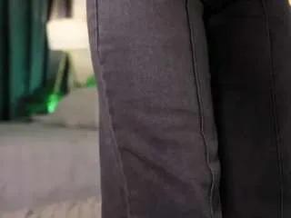 Offline alina39 on CamSoda