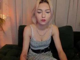 Freechat alysiasun on CamSoda