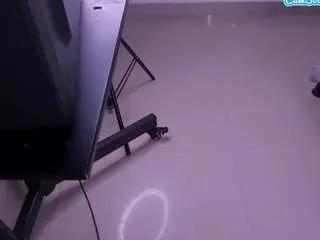 Private ambarasm on CamSoda