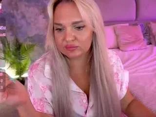 Offline ameliwin on CamSoda