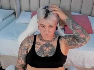 Offline amyhouse on CamSoda