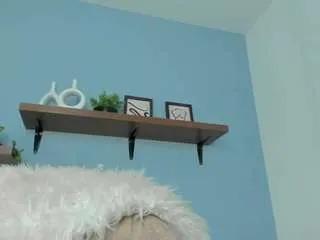 Freechat annawelk on CamSoda