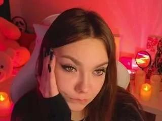 Offline apheliadream on CamSoda