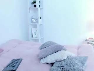 Offline april-roses on CamSoda