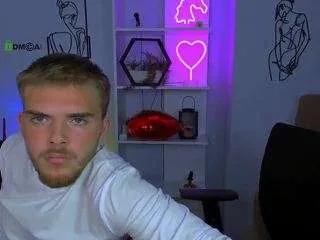 Offline ash-raven on CamSoda