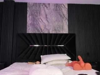 Offline atinxnaugthy on CamSoda