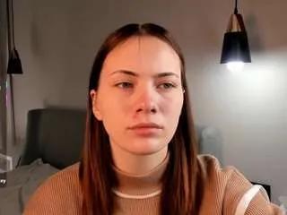 Offline azaleemoeller on CamSoda