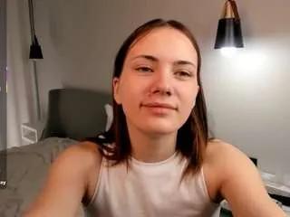 Offline azaleemoeller on CamSoda