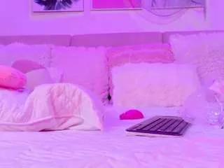 Offline bahia-marquez on CamSoda