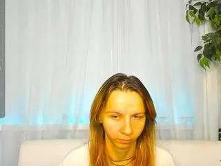 Offline beellami on CamSoda