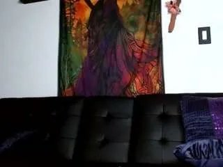 bettybangxxx on CamSoda 