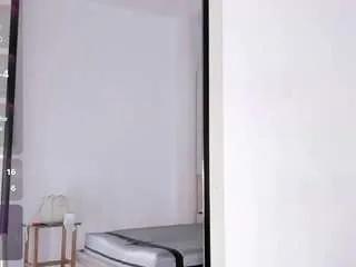 Offline blackandwhiite on CamSoda