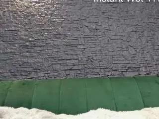 Freechat boobzillaa on CamSoda