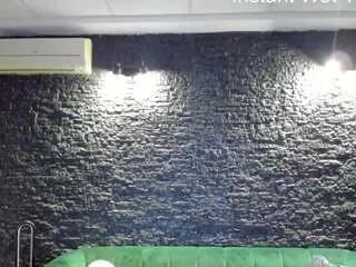 Freechat boobzillaa on CamSoda