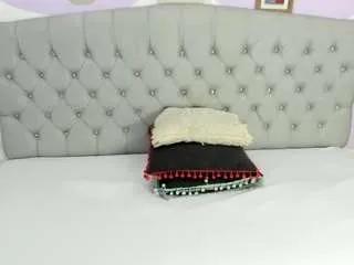 Offline briyithmena on CamSoda