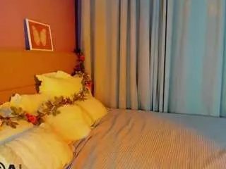 bunny-white on CamSoda 