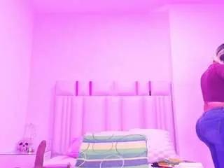 carolina-foxx — ride torzo fuck ass [600 tokens remaining]